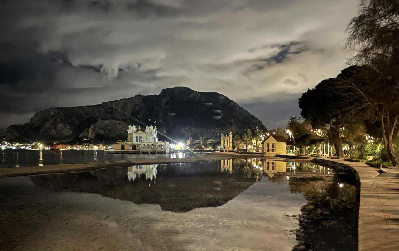 Villa SeiUndici Mondello Exterior foto